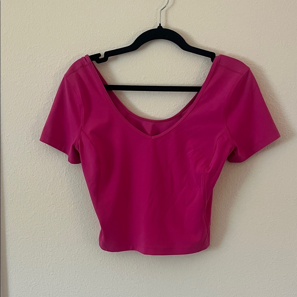Lululemon Women’s Pink Scoop Neck Short Sleeve Top Sz M